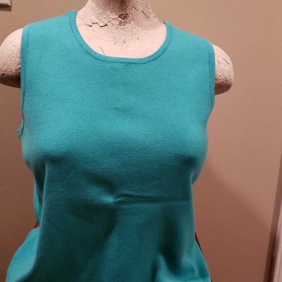 NWOT Spring & Mercer sweater set - Picture 2 of 4